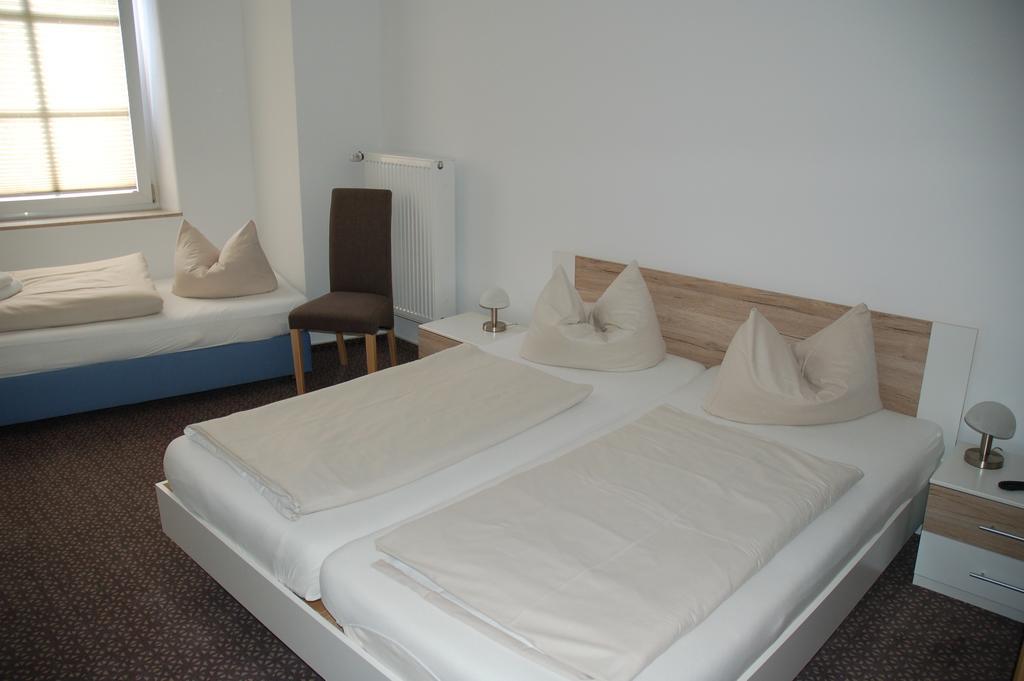Hotel Kurfuerst Garni Germersheim Kültér fotó